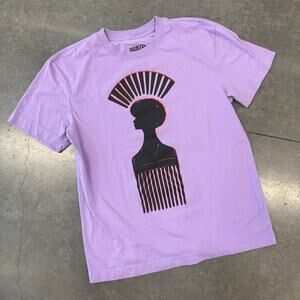 Vintage Y2K Black History Month Purple Afro Pick Graphic Tee Medium